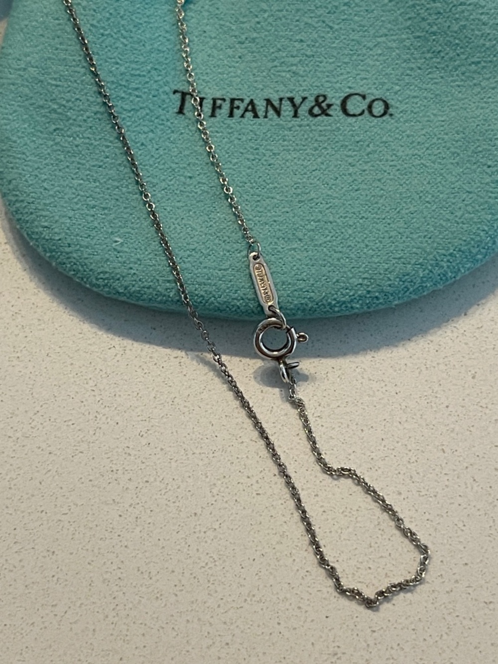 Tiffany & Co. Iconic Sterling Silver .925 Mini Heart Key Pendant Necklace 18" - Picture 8 of 10